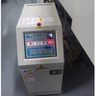 180度模溫機(jī)-3