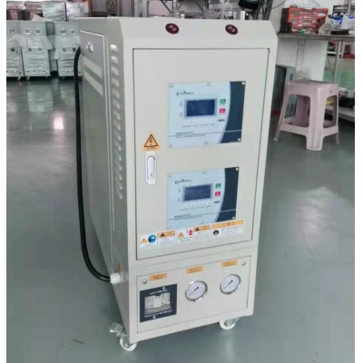 Double temperature mold temperature machine